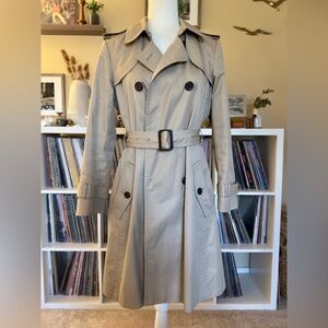 Banana Republic Women’s Size Large Lined Classic Trench Coat